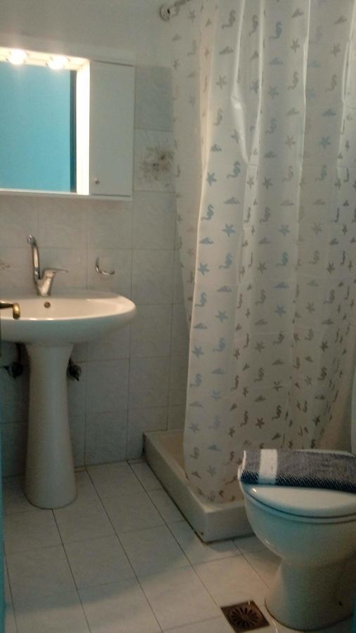 לאסי Yellow House מראה חיצוני תמונה